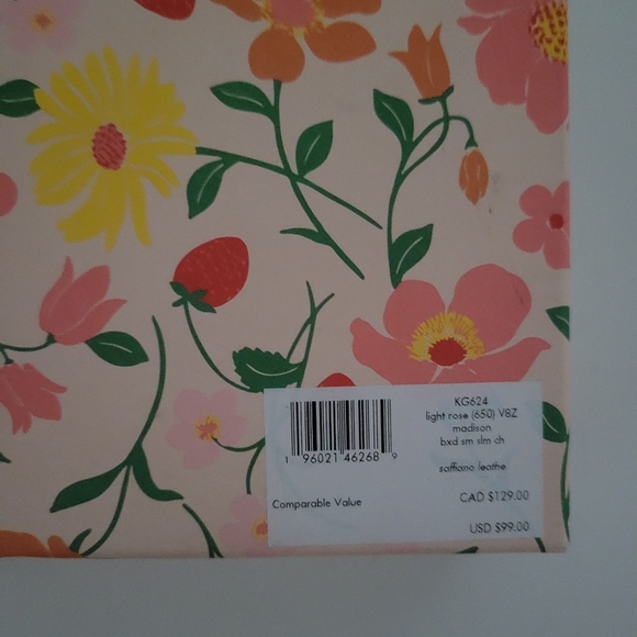 Kate Spade New in the box pink card holder - Picture 3 of 5